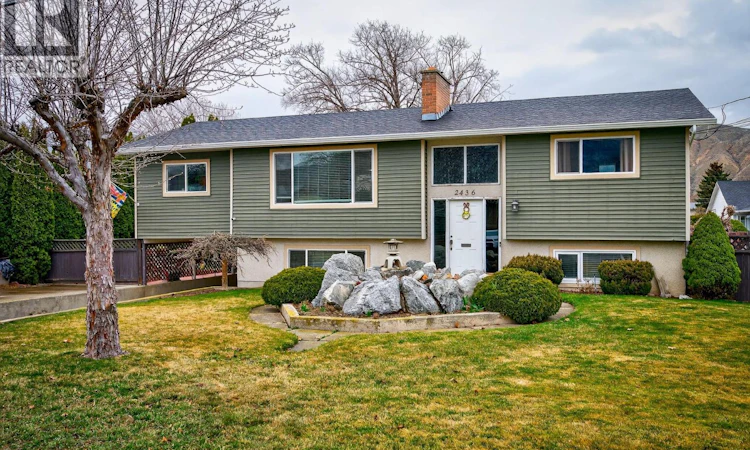 2436 Greenfield Avenue