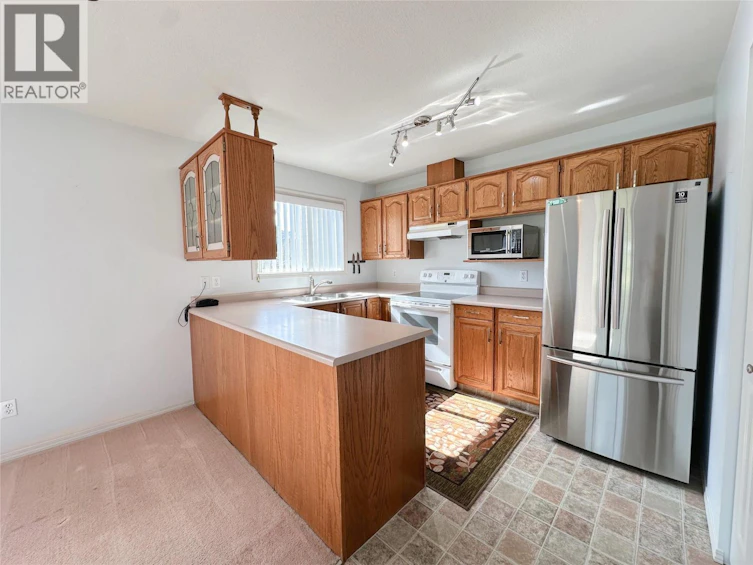 208-6840 89th Street, Osoyoos, BC, V0H 1V1 - 2