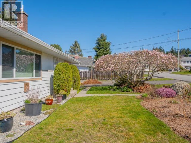 7023 Tahsis Street, Powell River, BC, V8A 1G4 - 39