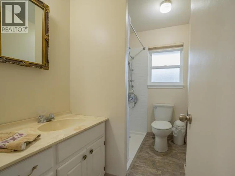 7023 Tahsis Street, Powell River, BC, V8A 1G4 - 7