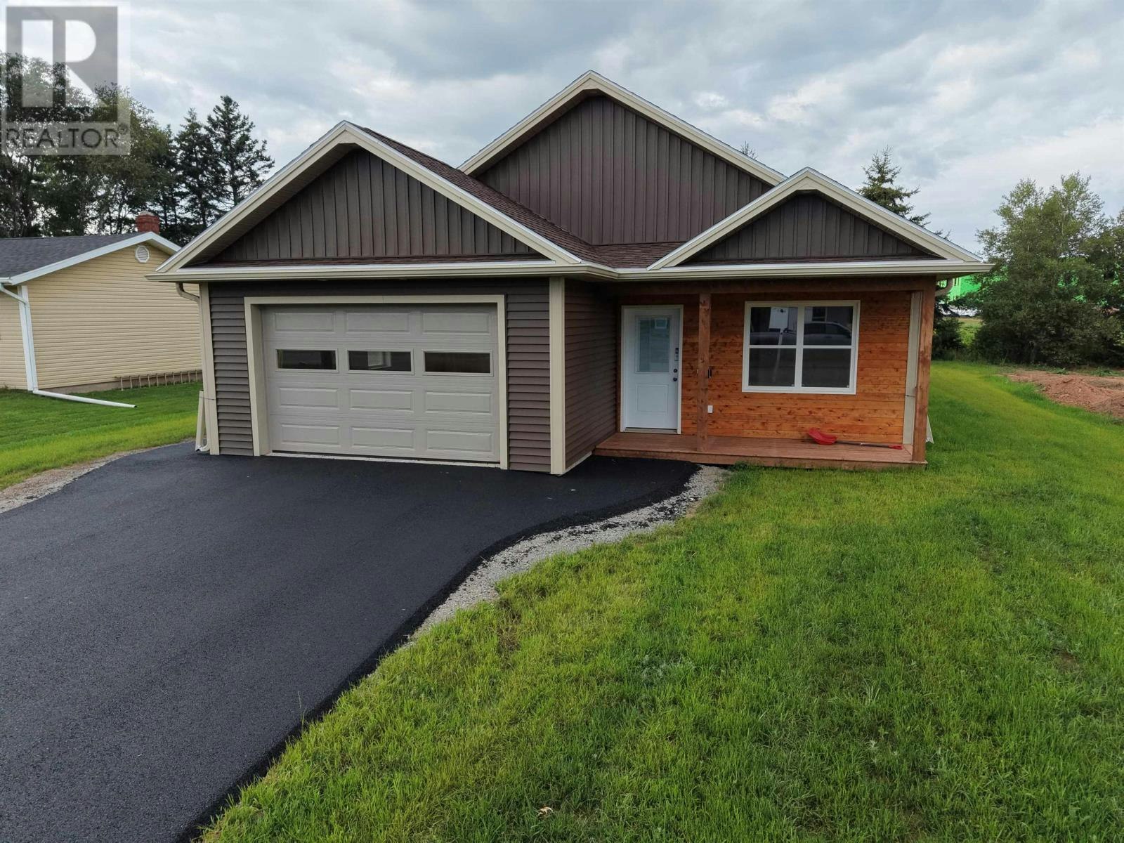 15 Norman Drive, Charlottetown, PE, C1C 1E9
