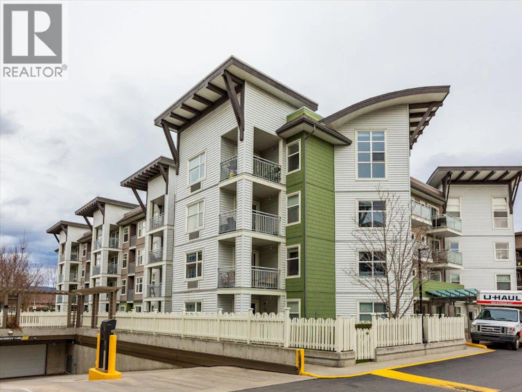 403-539 Yates Road, Kelowna, BC, V1V 2T8 - 2