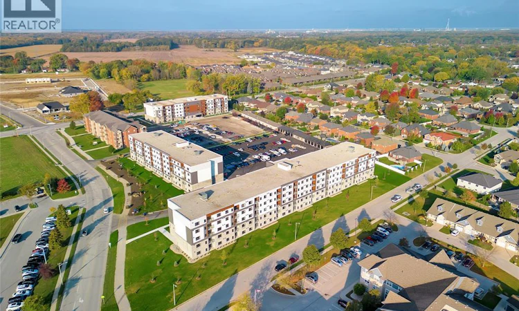 301-2600 Sandwich West Parkway