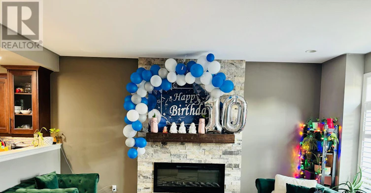 100 Creekside Drive, Welland, ON, L3C 0B4 - 2