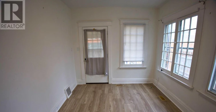 B-511 King Street, Woodstock, ON, N4S 1M7 - 4