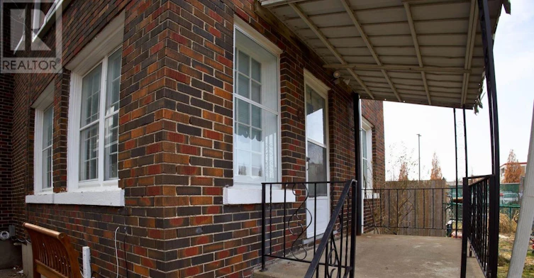 B-511 King Street, Woodstock, ON, N4S 1M7 - 2