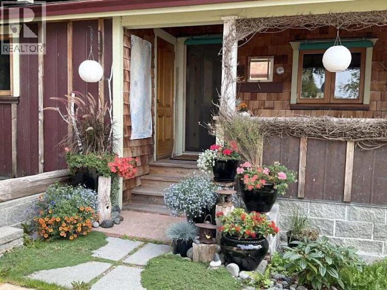 3265 Atrevida Road, Powell River, BC, V8A 0E1 - 6
