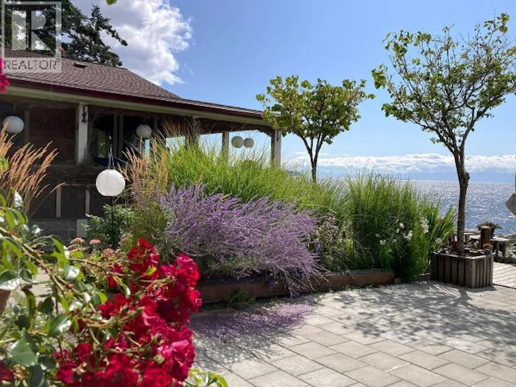 3265 Atrevida Road, Powell River, BC, V8A 0E1 - 2