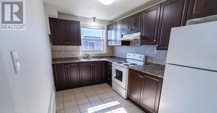 12-143 Westchester Crescent, St. Catharines, ON, L2P 2N8 - 3