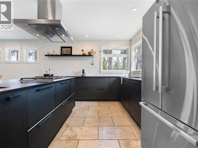 142 Park Drive - 3