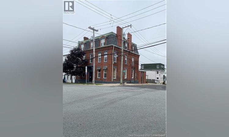 101 Carleton Street