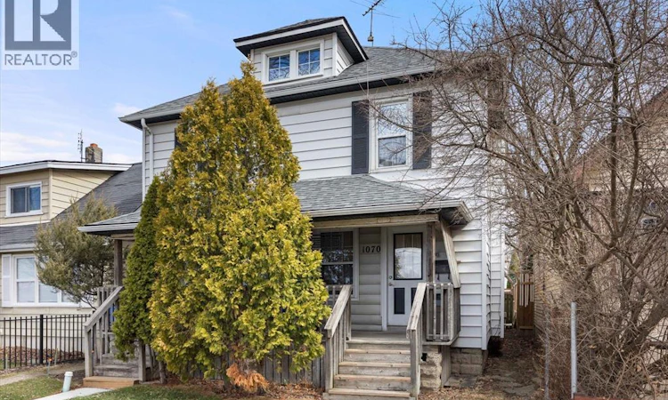 1070 St. Luke