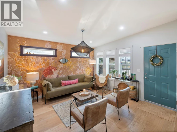 1149 Maple Street, Okanagan Falls, BC, V0H 1R2 - 4
