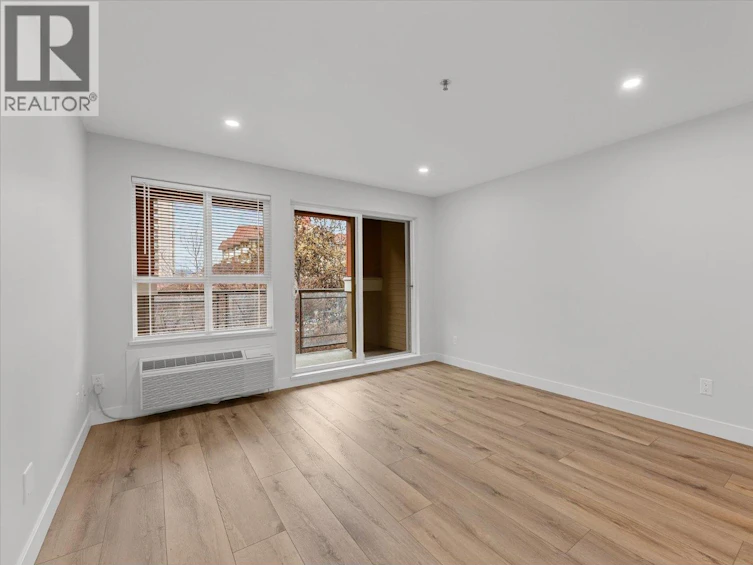 333-1099 Sunset Drive, Kelowna, BC, V1Y 9Z2 - 13