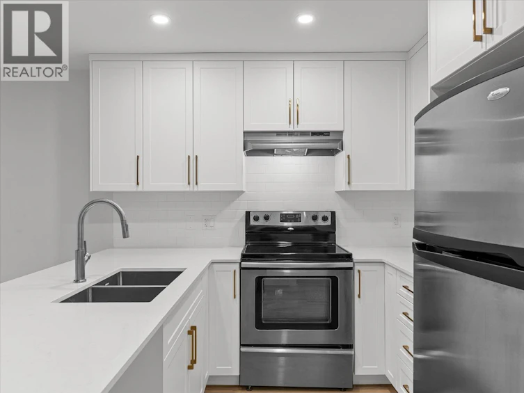 333-1099 Sunset Drive, Kelowna, BC, V1Y 9Z2 - 7