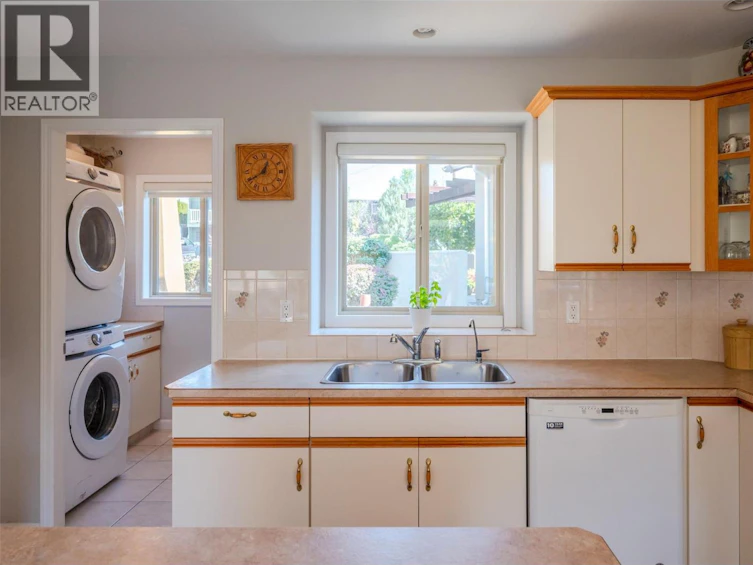 3604 Lobelia Drive, Osoyoos, BC, V0H 1V1 - 14
