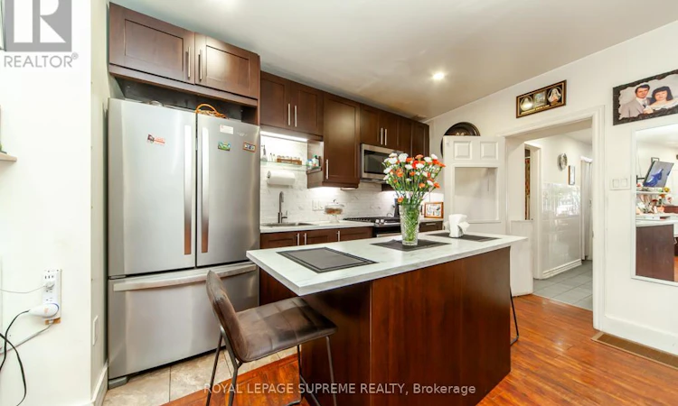 529 Rogers Road S