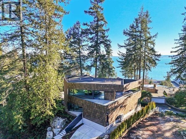 4166 Rose Crescent, West Vancouver, BC, V7V 2N8