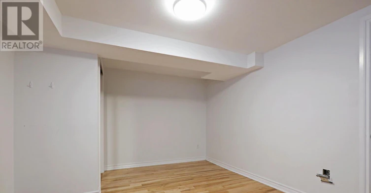LOWER-212 Glebemount Avenue, Toronto, ON, M4C 3T1 - 21