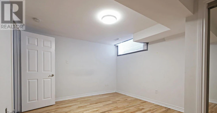 LOWER-212 Glebemount Avenue, Toronto, ON, M4C 3T1 - 20