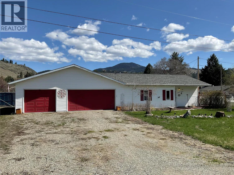 547 Eighth Avenue, Midway, BC, V0H 1M0 - 2