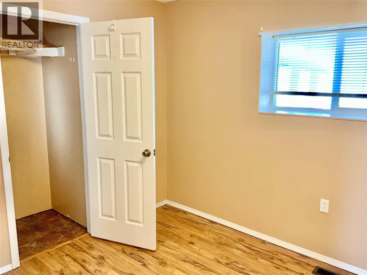 547 Eighth Avenue, Midway, BC, V0H 1M0 - 24