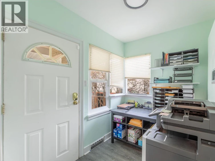 479 Winnipeg Street, Penticton, BC, V2A 5M7 - 16