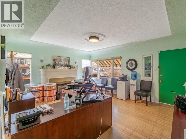 479 Winnipeg Street, Penticton, BC, V2A 5M7 - 5