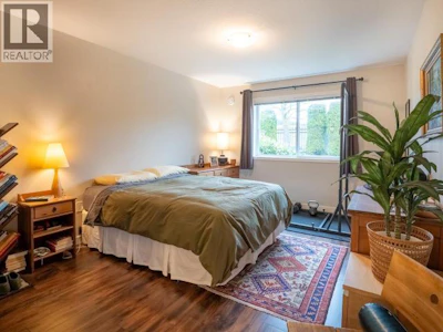 4-4415 Manson Avenue - 5