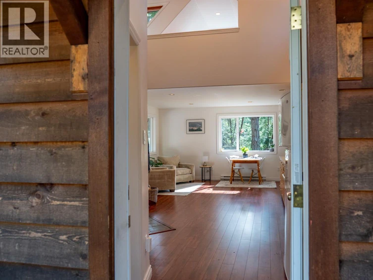 9868 Castle Road, Pender Island, BC, V0N 2M3 - 36