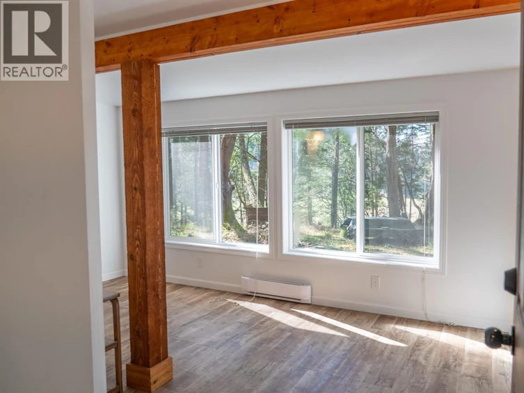 9868 Castle Road, Pender Island, BC, V0N 2M3 - 37