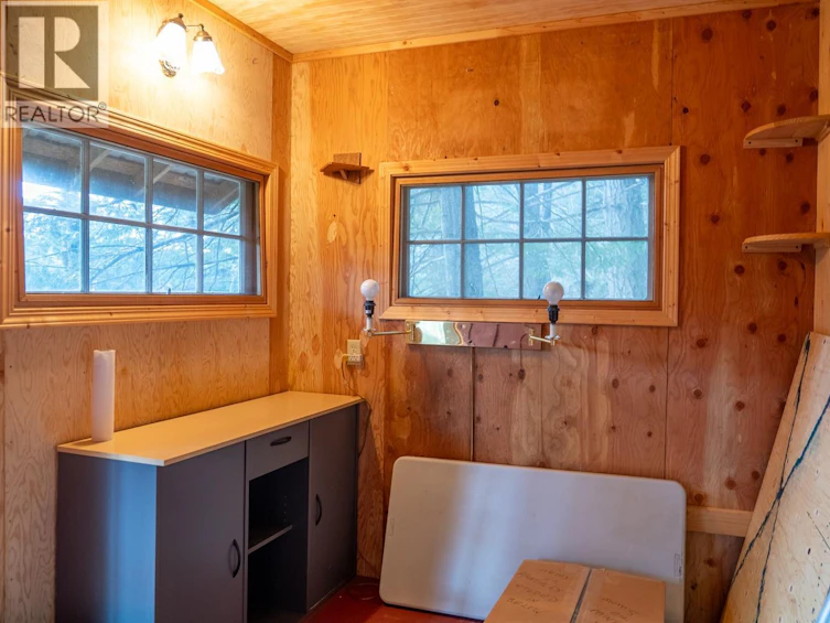 9868 Castle Road, Pender Island, BC, V0N 2M3 - 52