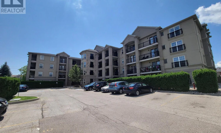 101-1487 Maple Avenue