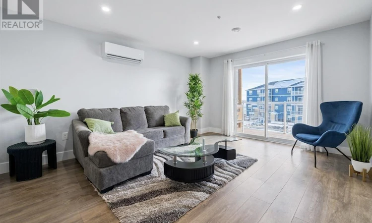 202-24 Gilbert Drive
