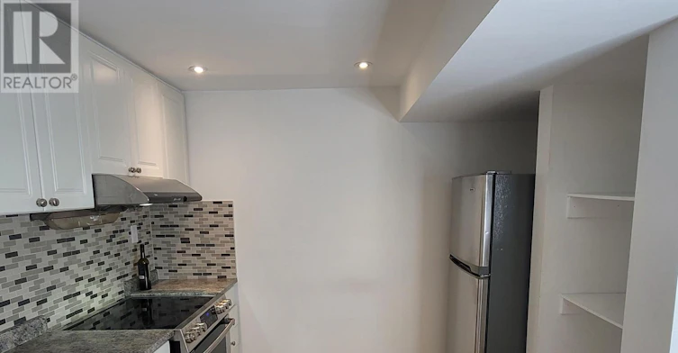 6 Crevice Gate, Brampton, ON, L6R 2X3 - 3