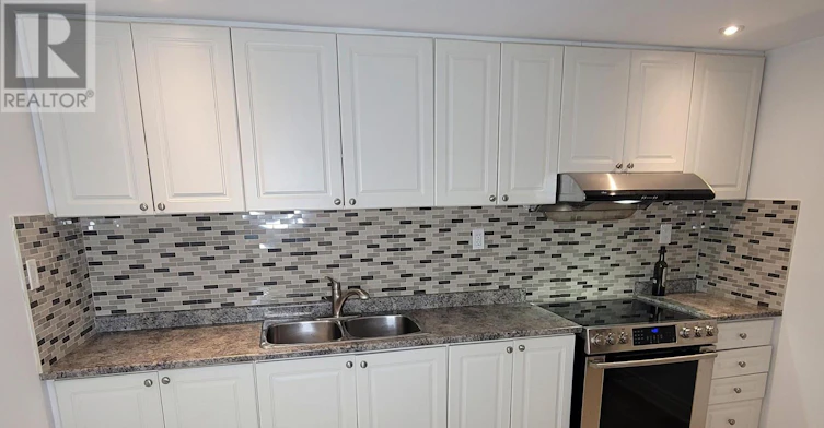 6 Crevice Gate, Brampton, ON, L6R 2X3 - 4