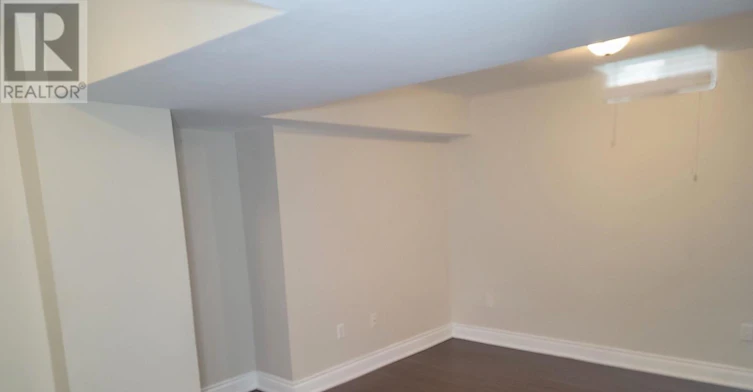 6 Crevice Gate, Brampton, ON, L6R 2X3 - 9