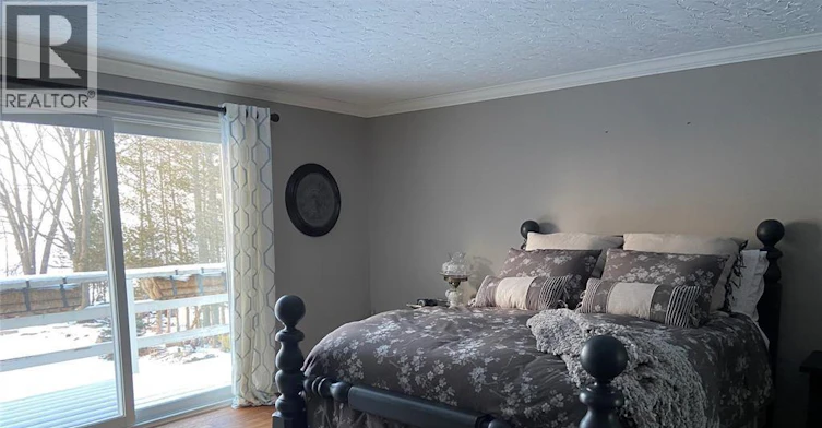 3538 Queen Street, Plympton-Wyoming, ON, N0N 1E0 - 7