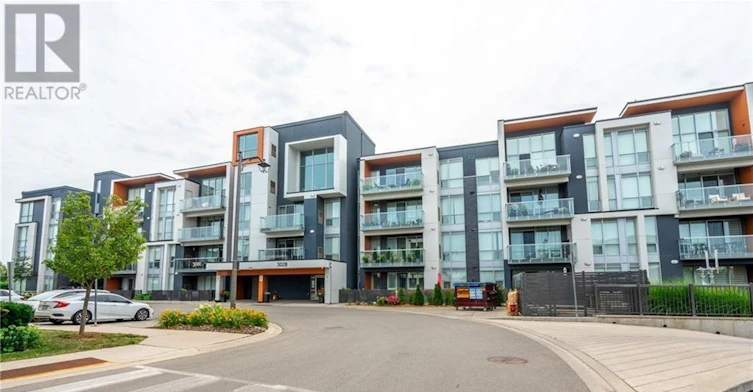 305-3028 Creekshore Common, Oakville, ON, L6M 5K6 - 2