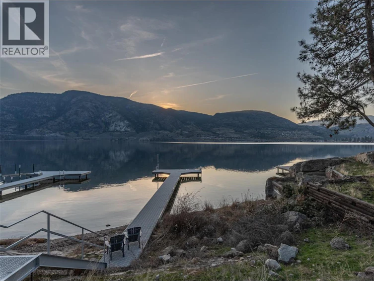 4037 Lakeside Road, Penticton, BC, V2A 8W3 - 14