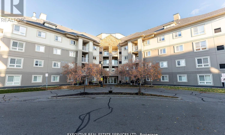 203-4 Dayspring Circle