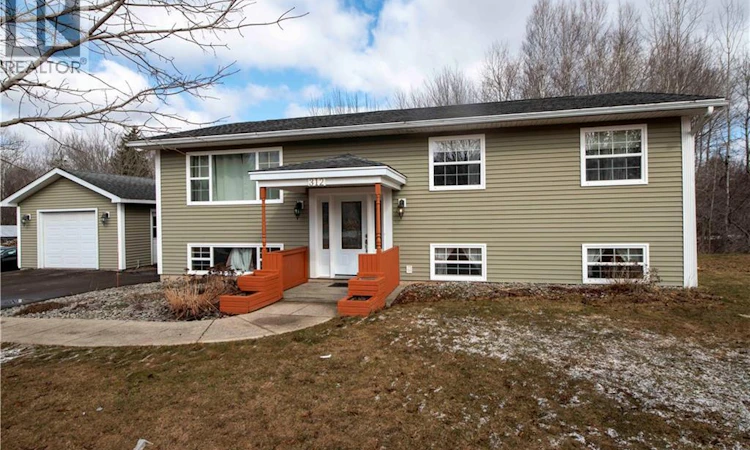 312 Bayview Crescent
