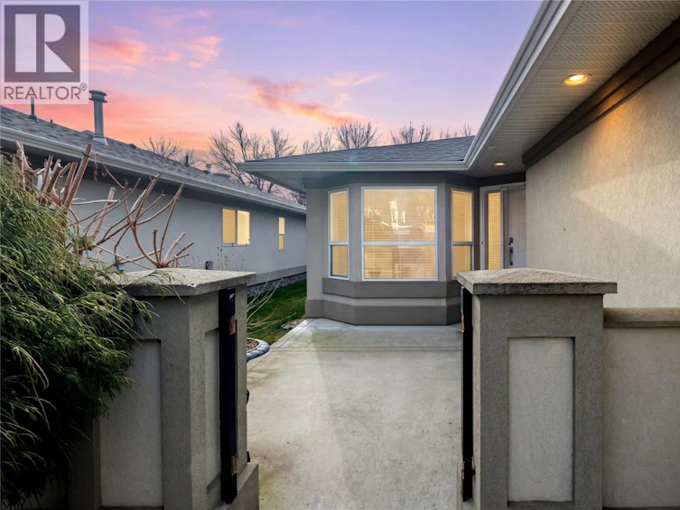 146-3788 Bird Place, Kelowna, BC, V1W 4T3 - 2