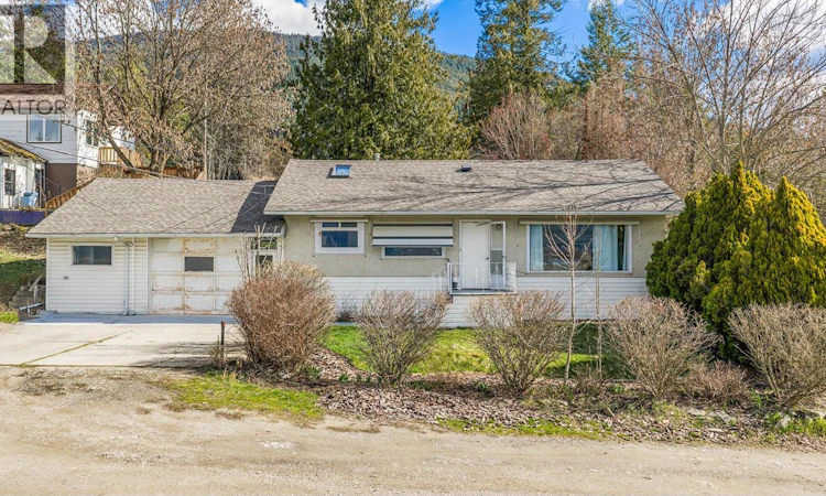 338 Valleyview Drive