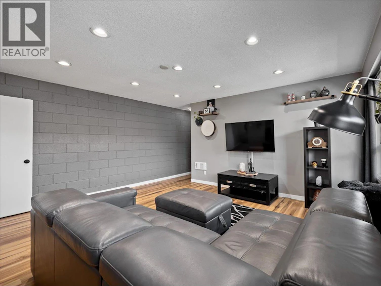 2-1291 Bernard Avenue, Kelowna, BC, V1Y 6R3 - 5