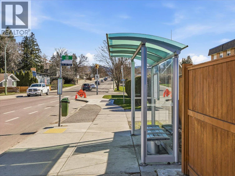 2-1291 Bernard Avenue, Kelowna, BC, V1Y 6R3 - 25