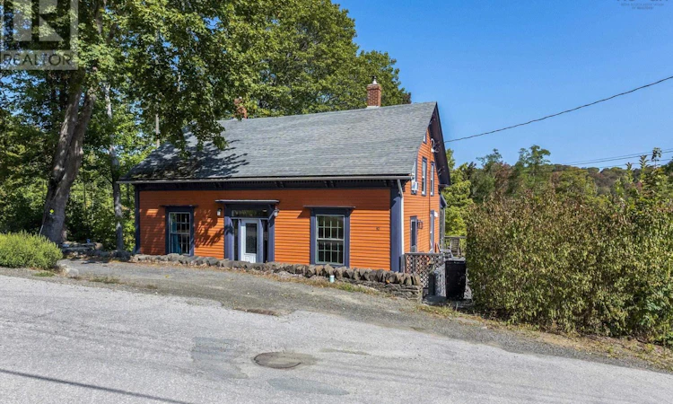 40 Pleasant Street