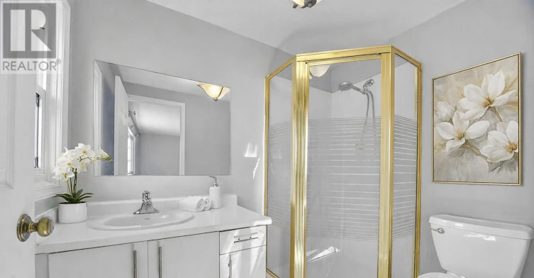 59-2 Royalwood Court, Hamilton, ON, L8E 4Z1 - 11