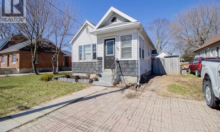 35 Alexandra Avenue