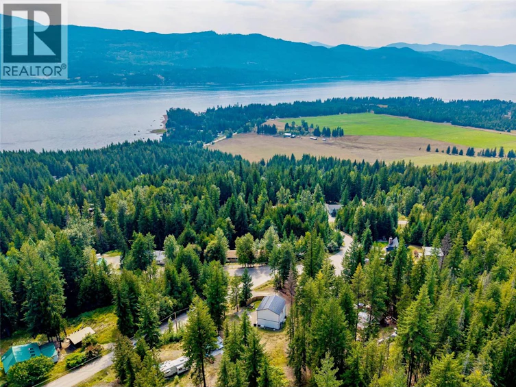 2731 Fairview Road, Anglemont, BC, V0E 1M8 - 37